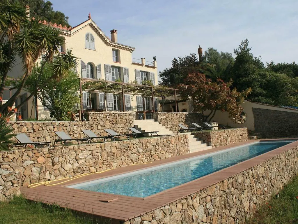 Villa De Charme Vue Mer Et Piscine Chauffee Sur Les Hauteurs De Golf Juan Vallauris France